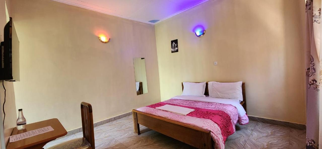 Sparkles Resort Meru Екстериор снимка